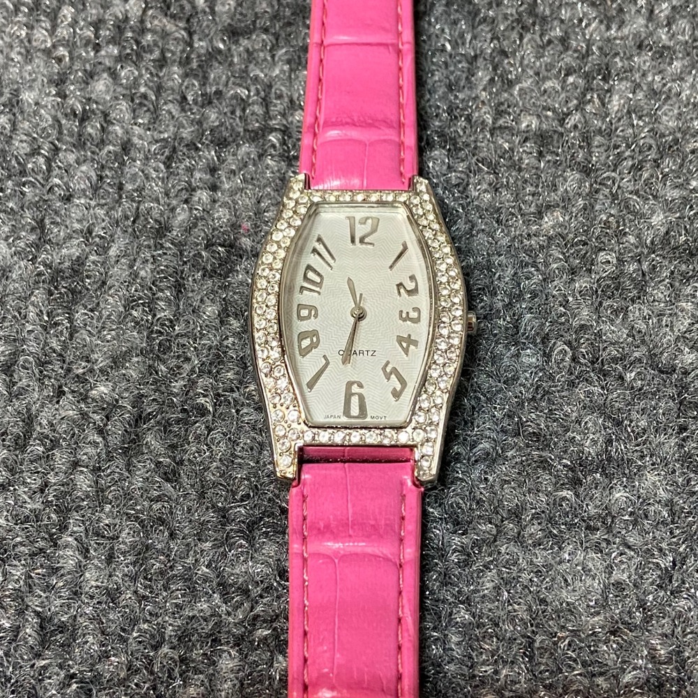 Women's‎ Dress Watch Silver Tone Pink Leather Band Rhinestone Bezel Quartz Y2K